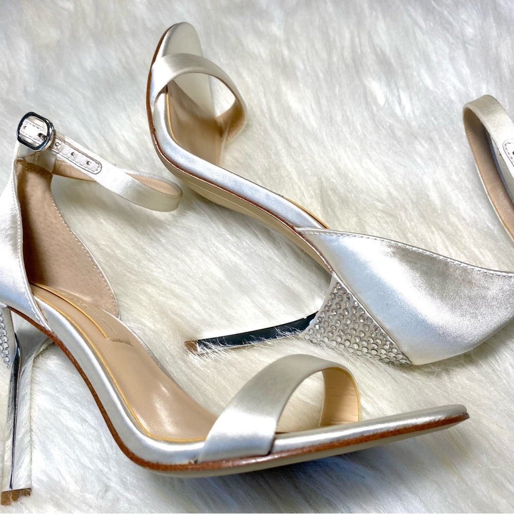 Vince Camuto Heels Wedding Diamond Embellished Ankle Strap Satin Formal Open Toe - Picture 5 of 12